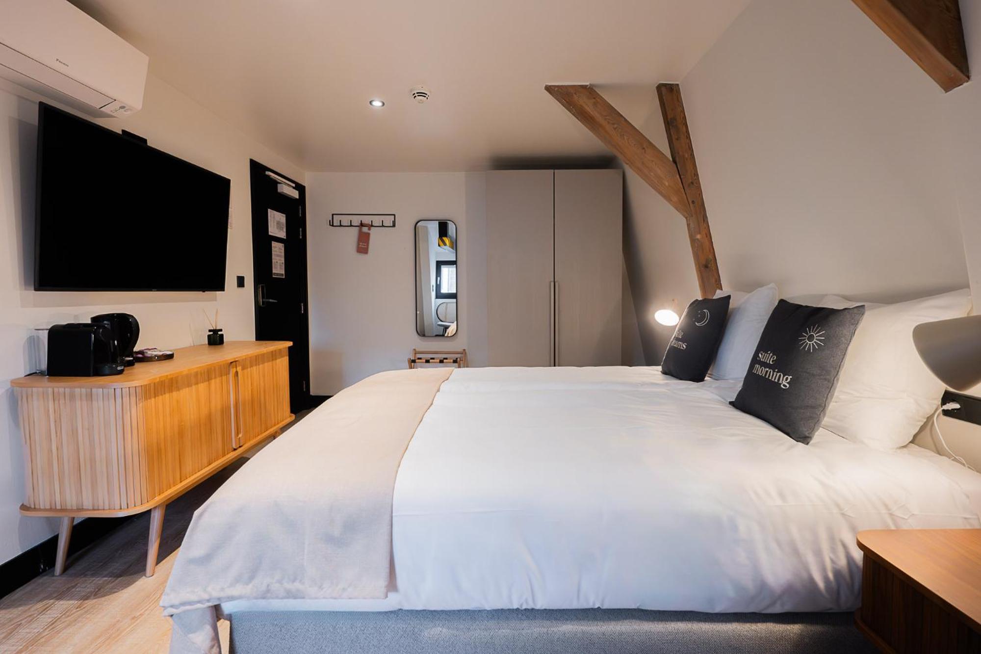 Limehome Amsterdam Leidsekruisstraat Ngoại thất bức ảnh