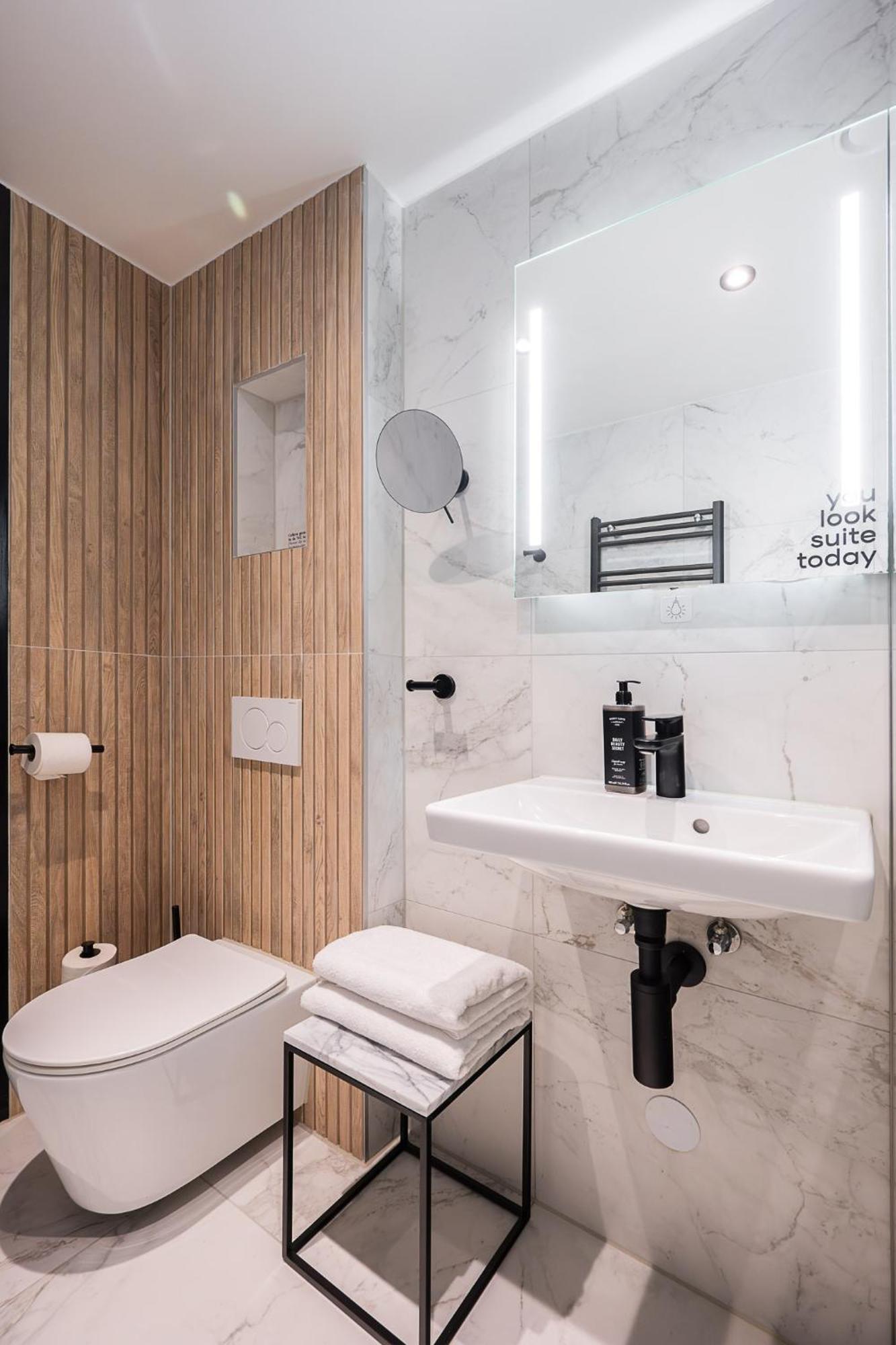 Limehome Amsterdam Leidsekruisstraat Ngoại thất bức ảnh