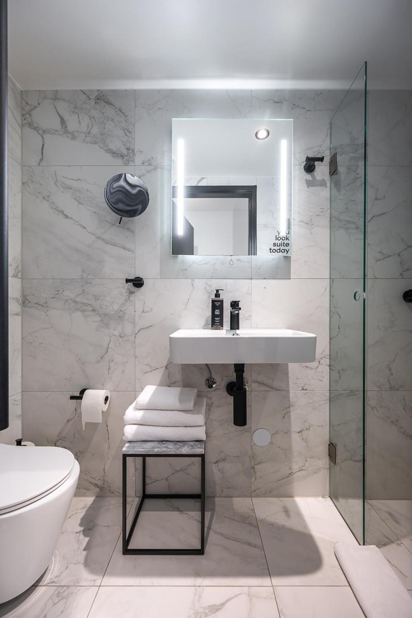 Limehome Amsterdam Leidsekruisstraat Ngoại thất bức ảnh