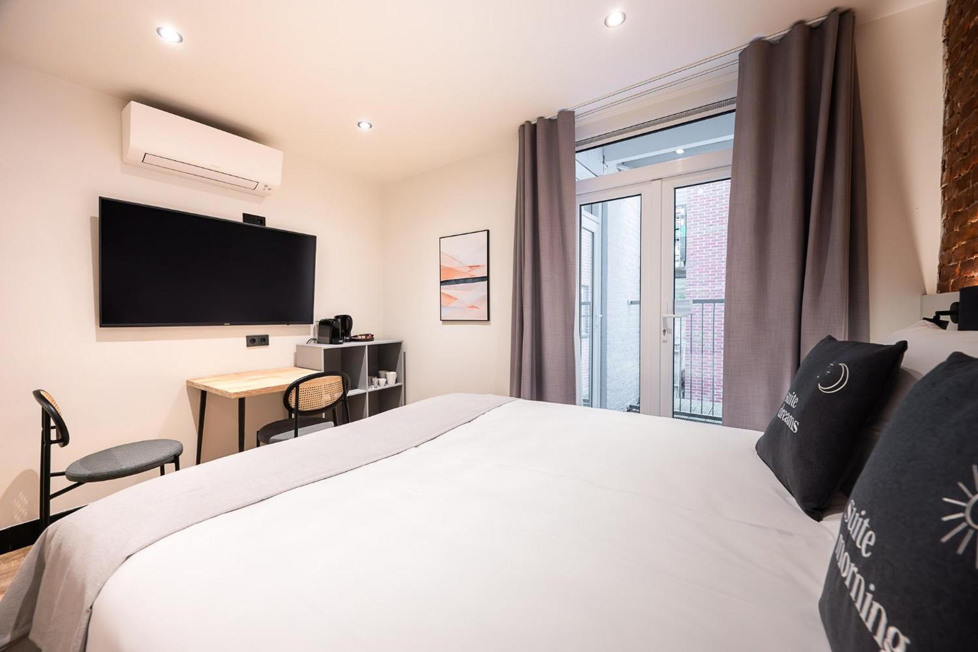 Limehome Amsterdam Leidsekruisstraat Ngoại thất bức ảnh