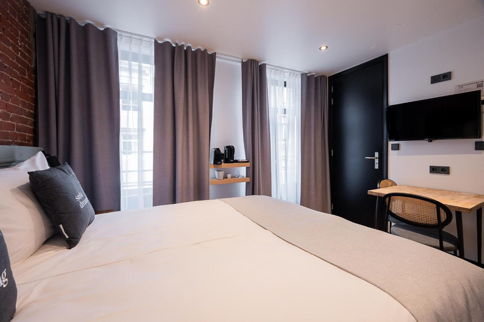 Limehome Amsterdam Leidsekruisstraat Ngoại thất bức ảnh