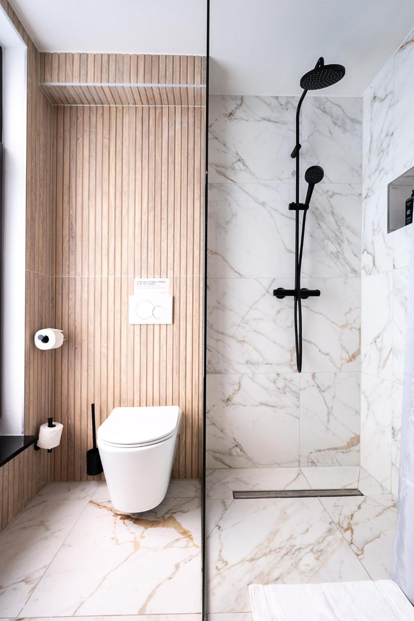 Limehome Amsterdam Leidsekruisstraat Ngoại thất bức ảnh